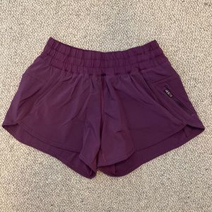 Lululemon Tracker Short Dark Purple Size 4